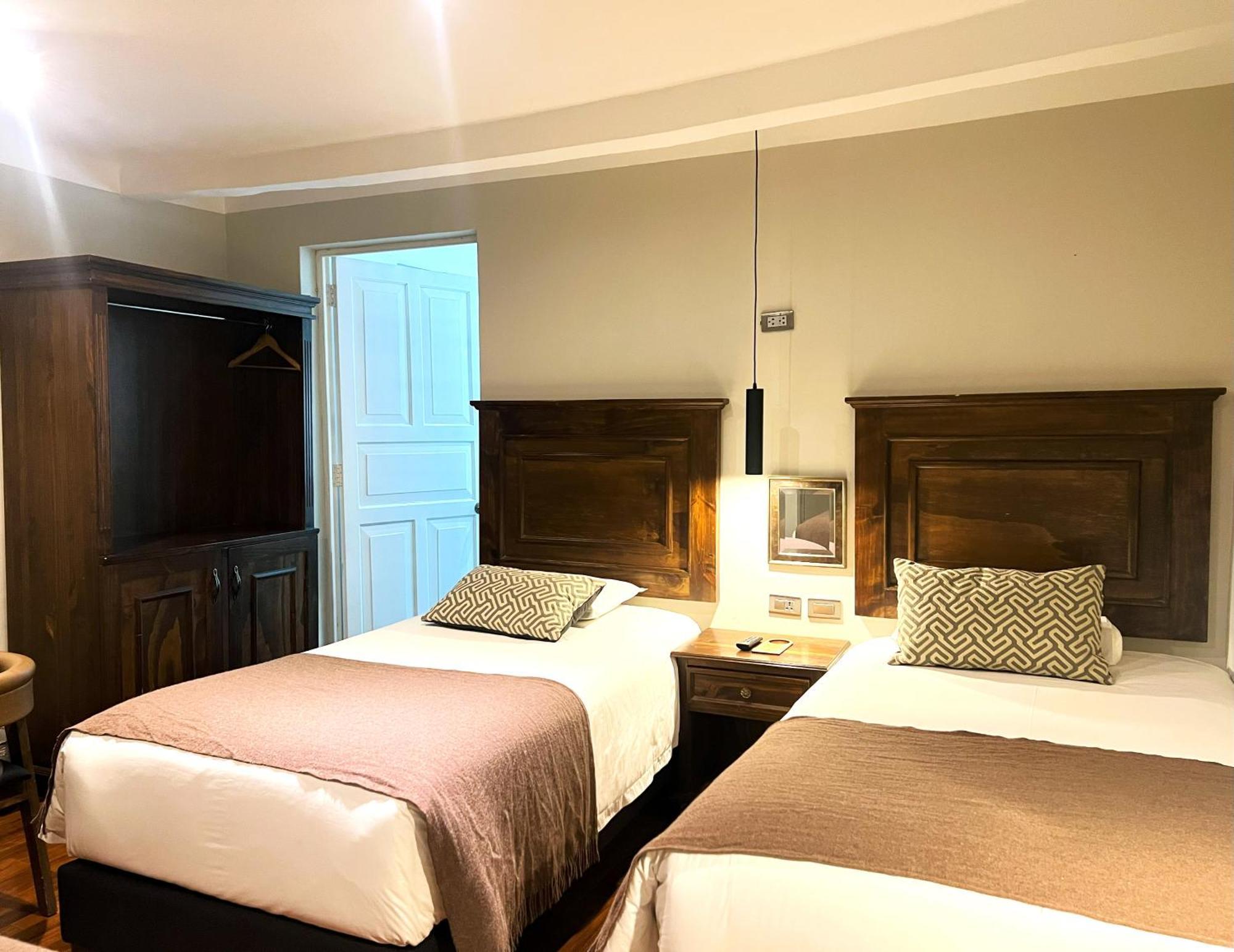 Hotel Montes Central クスコ エクステリア 写真