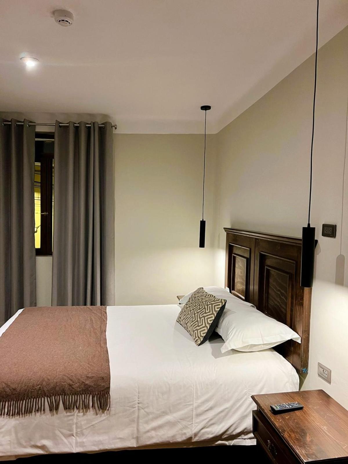 Hotel Montes Central クスコ エクステリア 写真