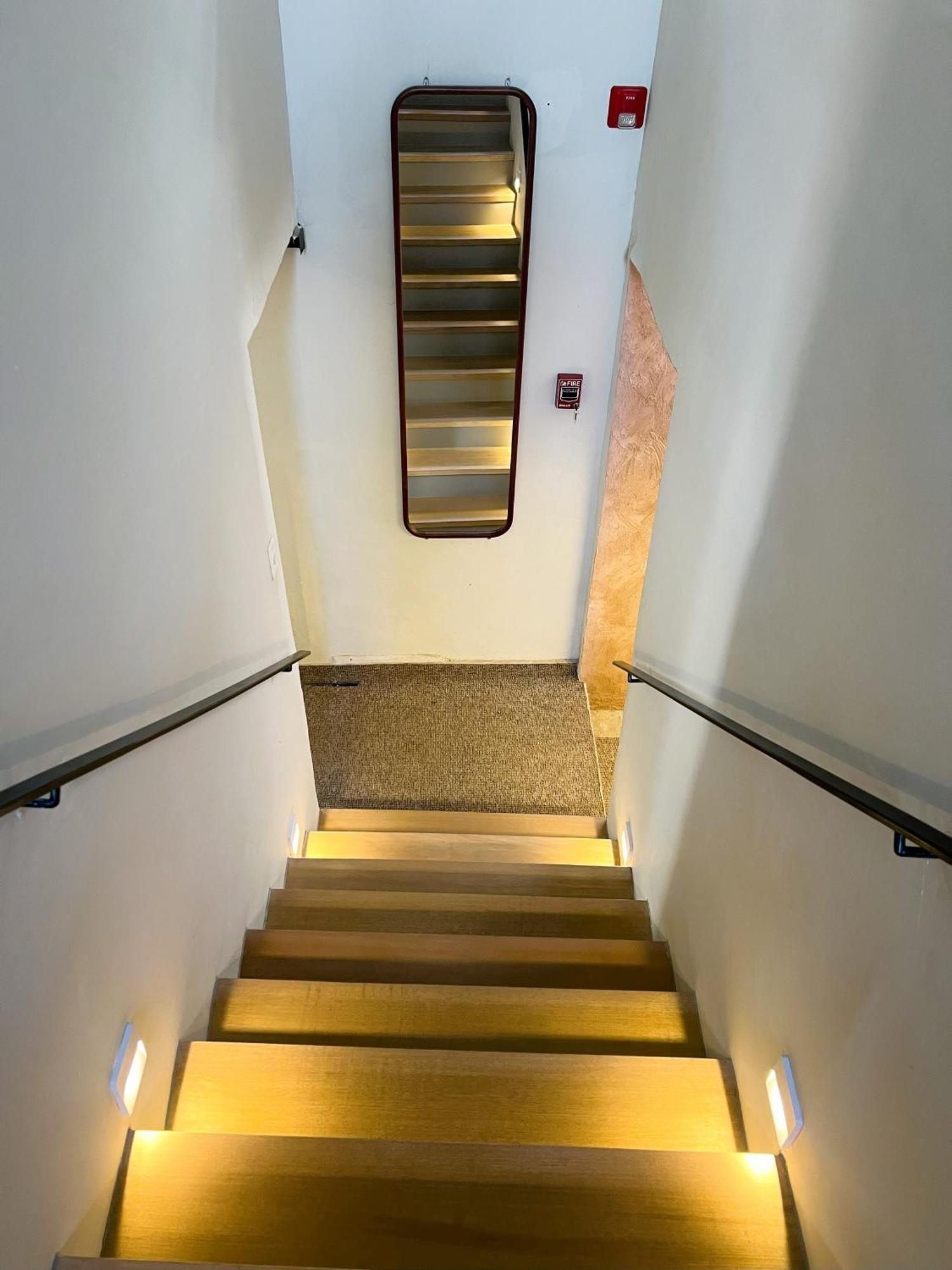 Hotel Montes Central クスコ エクステリア 写真