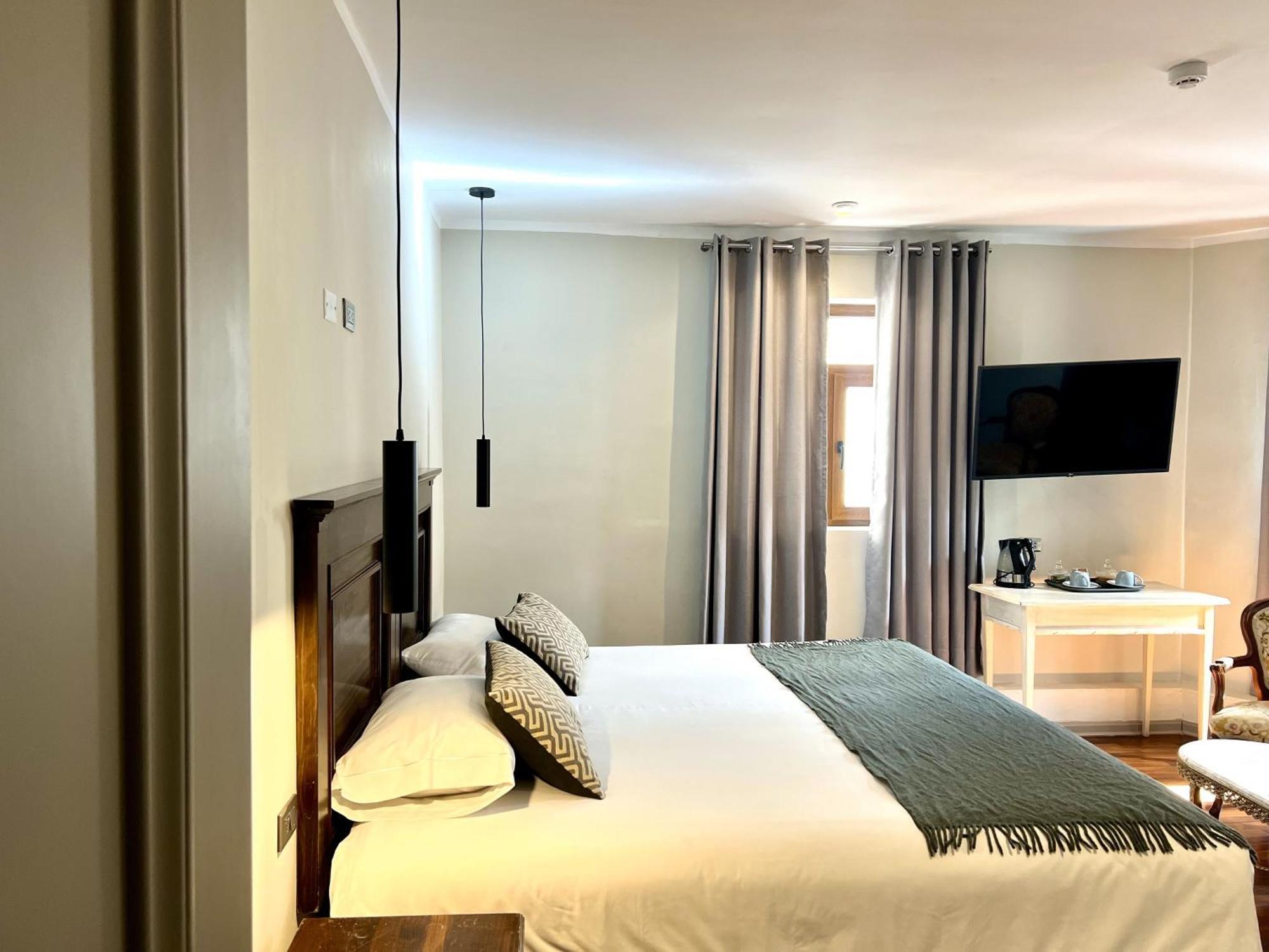 Hotel Montes Central クスコ エクステリア 写真