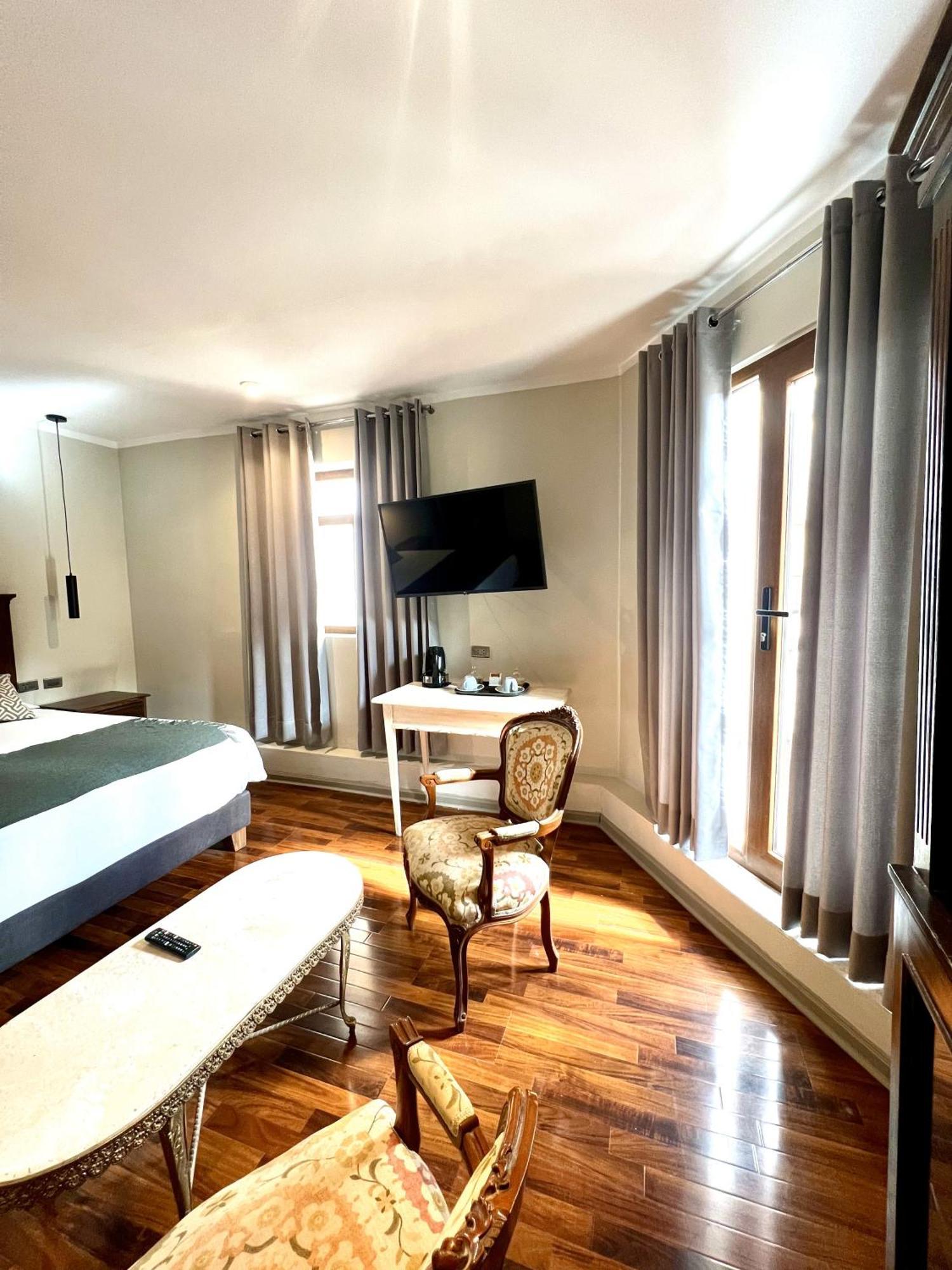 Hotel Montes Central クスコ エクステリア 写真